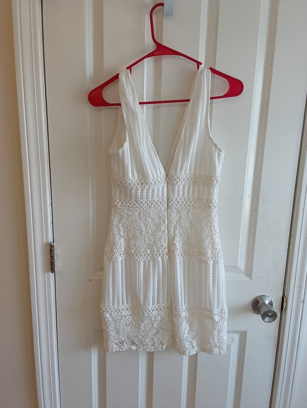 Forever 21 White Lace V-Neck Mini Dress - Picture 7 of 9